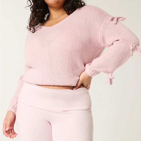 NEW Hollister Off The Shoulder Bow Appliqué Sweater - Picture 3 of 8